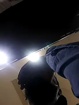 Snapshot of samura55 chatting on 11/04/25, 07:29 samura55 online show from 11/04/25, 07:29