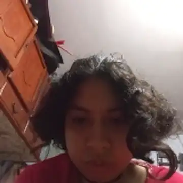 Snapshot of Syndel23 chatting on 11/10/25, 12:20 Syndel23 online show from 11/10/25, 12:20