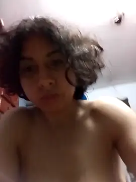 Snapshot of Syndel23 chatting on 12/03/25, 02:08 Syndel23 online show from 12/03/25, 02:08