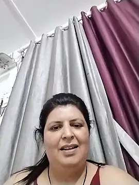 Snapshot of Jann_Riya333 chatting on 06/19/26, 07:56 Jann Riya333 online show from 06/19/26, 07:56