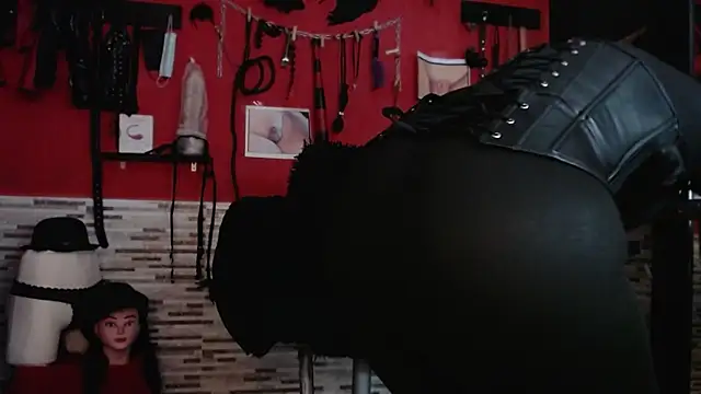 Miss Mirandaa online show from 12/13/25, 10:37