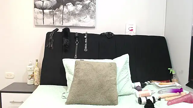 DonnaJoness online show from 09/13/25, 08:30