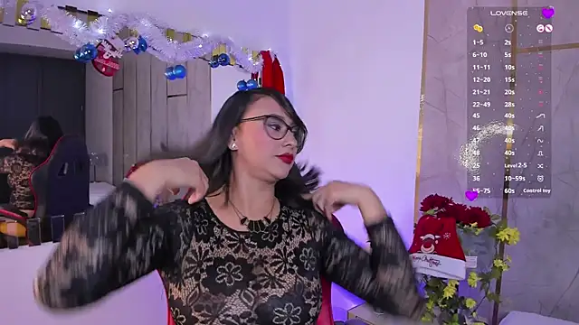 Snapshot of KendallJay chatting on 12/17/25, 09:21 KendallJay online show from 12/17/25, 09:21