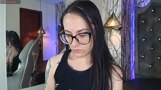 Snapshot of Zami_Escobar_of chatting on 10/08/25, 07:22 Zami Escobar of online show from 10/08/25, 07:22