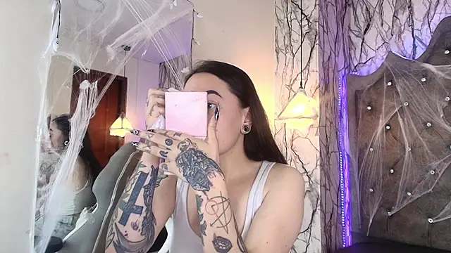 Snapshot of Zami_Escobar_of chatting on 11/08/25, 06:40 Zami Escobar of online show from 11/08/25, 06:40