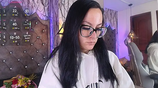 Snapshot of Zami_Escobar_of chatting on 11/28/25, 06:32 Zami Escobar of online show from 11/28/25, 06:32