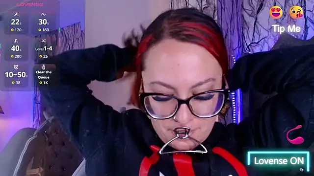 Zami Escobar of online show from 04/02/26, 05:21