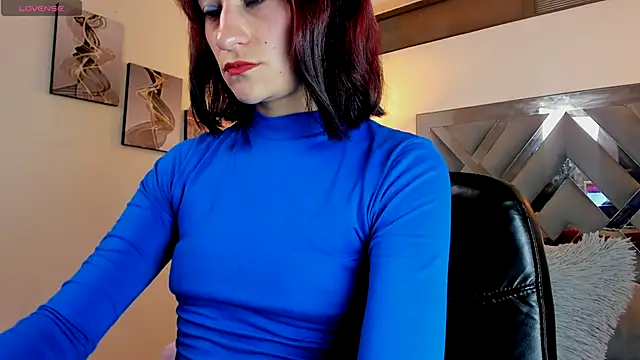 Snapshot of Candy_Hott7 chatting on 10/06/25, 08:17 Candy Hott7 online show from 10/06/25, 08:17