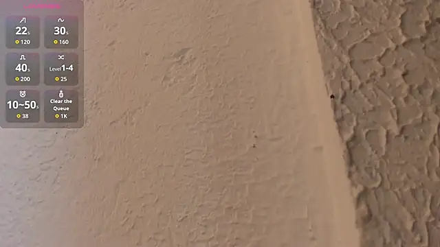 Snapshot of Candy_Hott7 chatting on 10/22/25, 07:46 Candy Hott7 online show from 10/22/25, 07:46