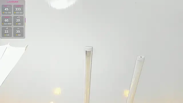 Snapshot of victoria_bourne chatting on 09/23/25, 07:06 victoria bourne online show from 09/23/25, 07:06