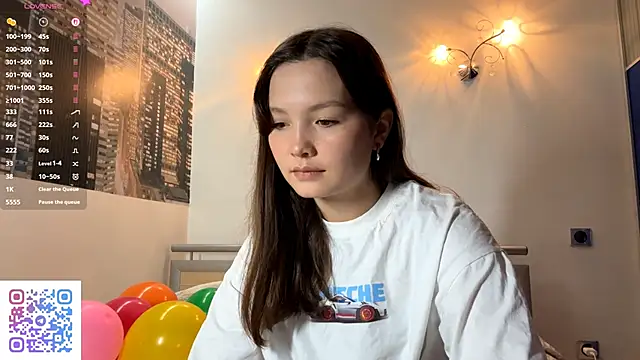 KiraVelvet online show from 09/14/25, 09:41