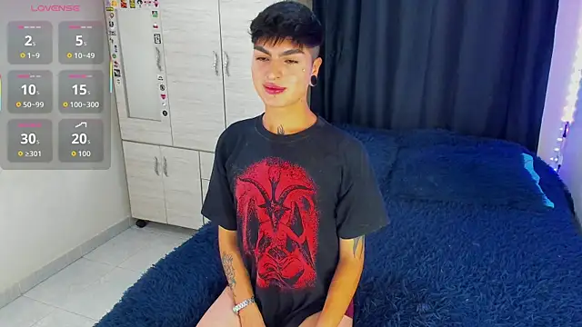 Snapshot of Dark_luckyyy chatting on 09/25/25, 12:58 Dark luckyyy online show from 09/25/25, 12:58