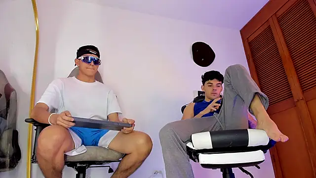 sotooliver3 online show from 09/18/25, 07:49