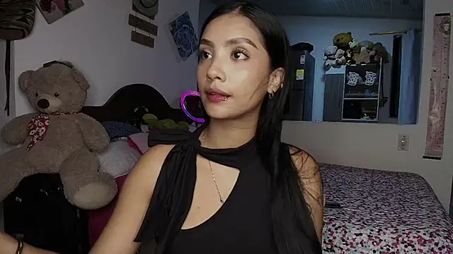 mia yireth online show from 09/20/25, 11:28