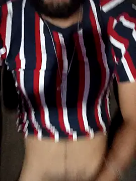 Snapshot of Vergudo19420 chatting on 10/18/25, 04:59 Vergudo19420 online show from 10/18/25, 04:59