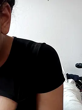 deniiisss online show from 10/23/25, 09:24