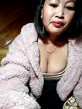 maycuc123 online show from 11/21/25, 11:58