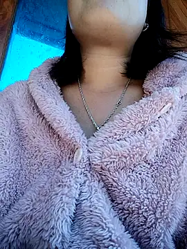 maycuc123 online show from 11/30/25, 02:48