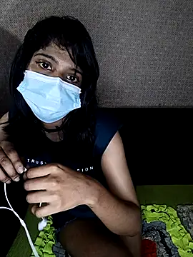 Snapshot of emali_baba chatting on 09/27/25, 05:12 emali baba online show from 09/27/25, 05:12