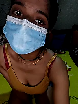 Snapshot of emali_baba chatting on 11/29/25, 04:26 emali baba online show from 11/29/25, 04:26