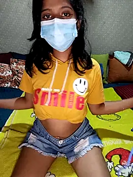 Snapshot of emali_baba chatting on 12/19/25, 05:25 emali baba online show from 12/19/25, 05:25