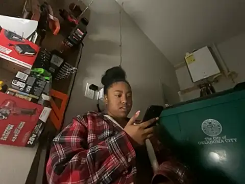 princesslivv online show from 10/29/25, 08:32