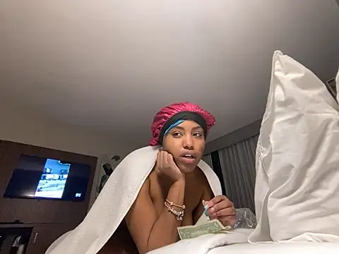 princesslivv online show from 02/13/26, 07:48