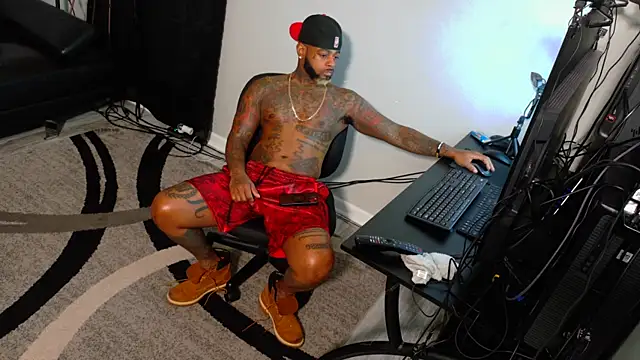 SLANGONDEMHOES online show from 11/11/25, 02:17