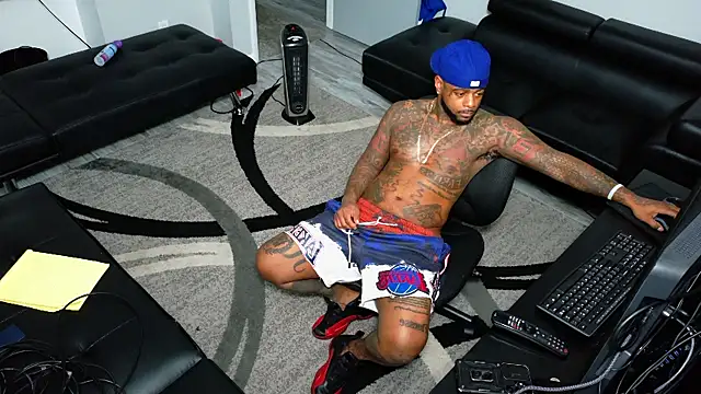 SLANGONDEMHOES online show from 01/11/26, 08:36