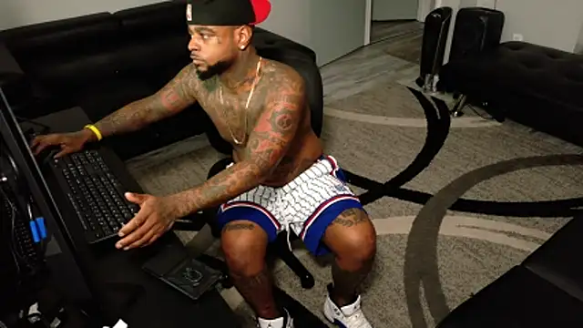 SLANGONDEMHOES online show from 02/27/26, 07:03