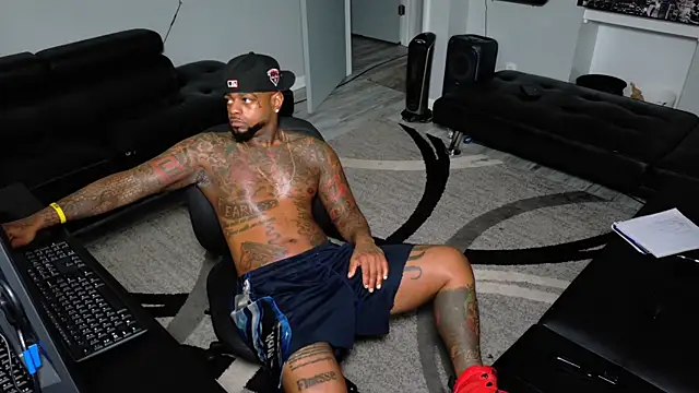 SLANGONDEMHOES online show from 03/06/26, 02:35