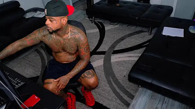 SLANGONDEMHOES online show from 04/08/26, 12:05