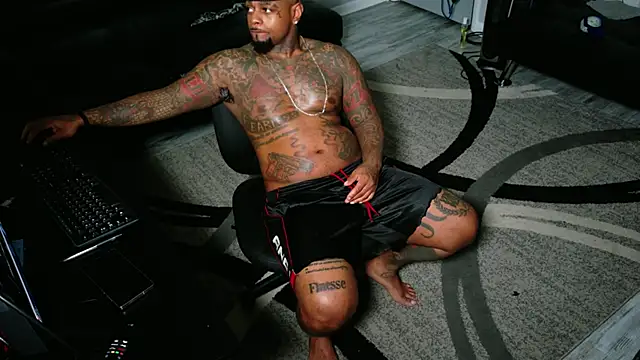 SLANGONDEMHOES online show from 06/14/26, 04:14