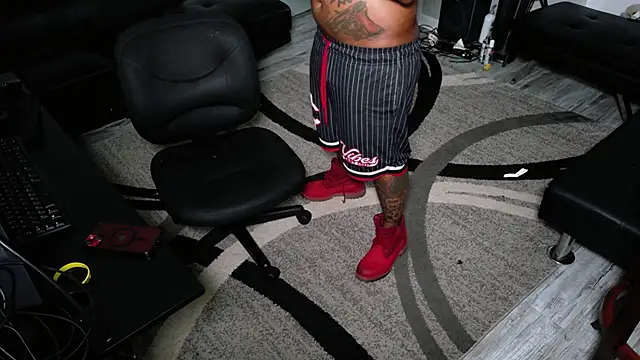 SLANGONDEMHOES online show from 07/24/26, 04:16