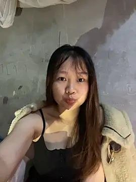 Hinne07 online show from 12/03/25, 01:02