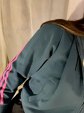 Hinne07 online show from 12/18/25, 12:49