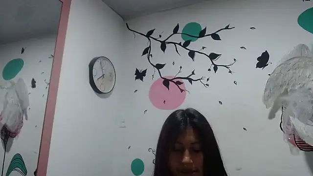 Pocahontas tw online show from 11/09/25, 12:42