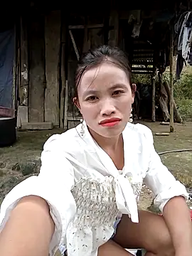 rubi bae online show from 10/28/25, 03:32