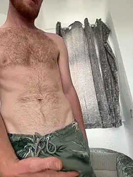 Snapshot of bailey_mcvicar chatting on 10/25/25, 01:07 bailey mcvicar online show from 10/25/25, 01:07