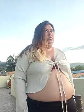 curvy diva  online show from 12/16/25, 10:37