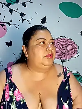 curvy diva  online show from 01/12/26, 09:25