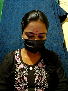 mini-queen online show from 11/01/25, 03:03