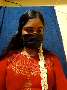 mini-queen online show from 03/22/26, 08:51