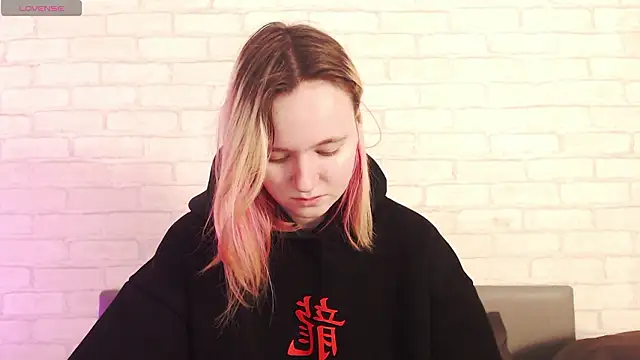 Ericha Stone online show from 03/14/26, 01:34