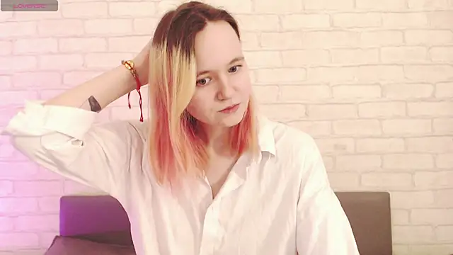 Ericha Stone online show from 03/24/26, 08:08