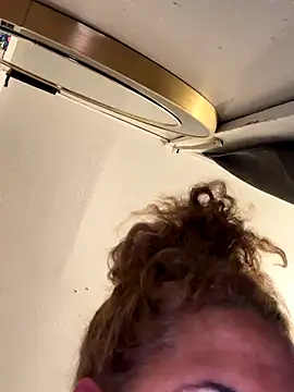 StylishEchium online show from 09/26/25, 04:11