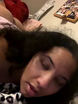 StylishEchium online show from 11/16/25, 06:46