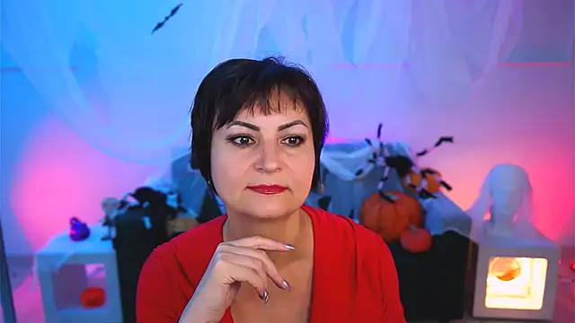 HelenBeler online show from 10/28/25, 05:00