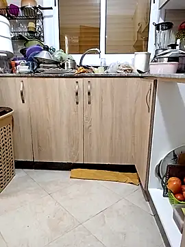 Snapshot of Mayamimi chatting on 11/25/25, 08:14 Mayamimi online show from 11/25/25, 08:14