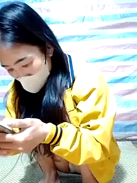 Snapshot of Georgia_here chatting on 11/18/25, 11:59 Georgia here online show from 11/18/25, 11:59